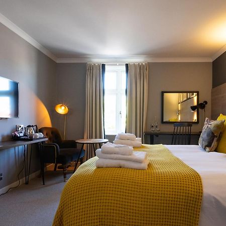 Bridge Hotel Greenford  Esterno foto