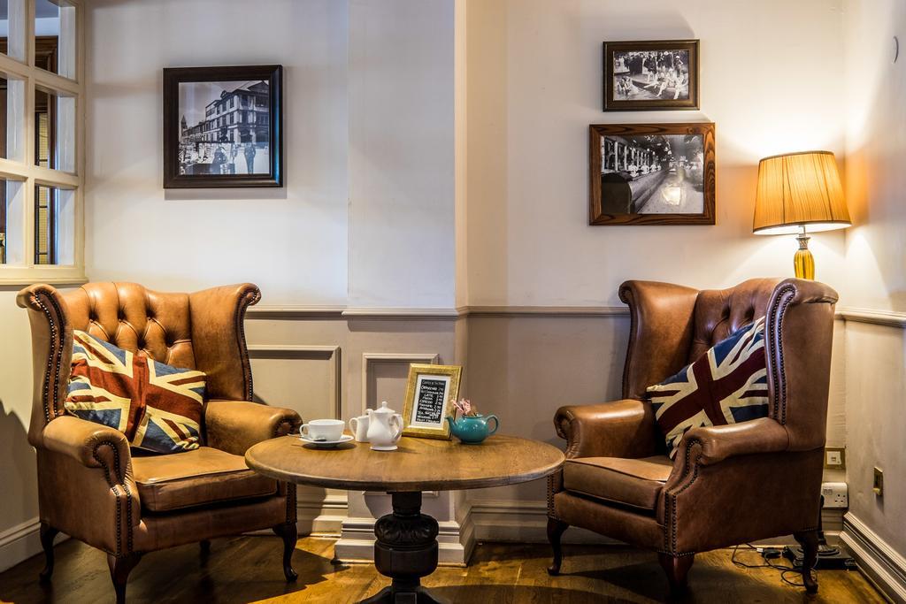 Bridge Hotel Greenford  Esterno foto