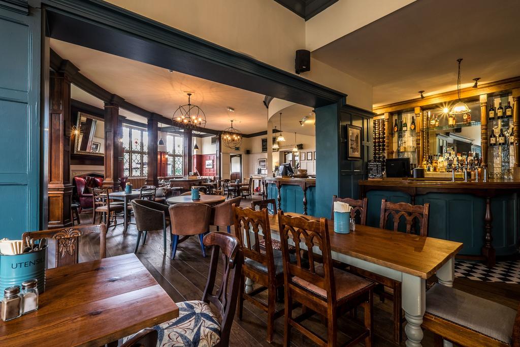 Bridge Hotel Greenford  Esterno foto