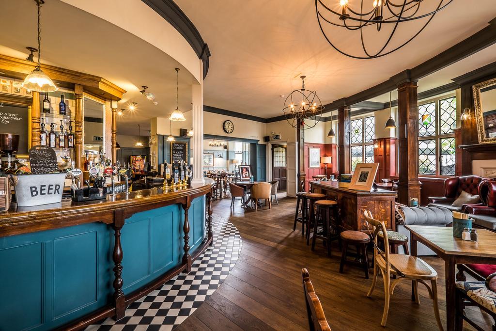Bridge Hotel Greenford  Esterno foto