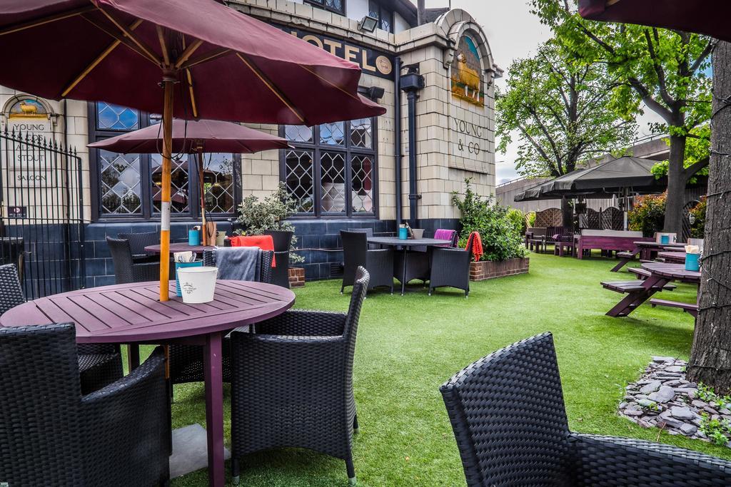 Bridge Hotel Greenford  Esterno foto