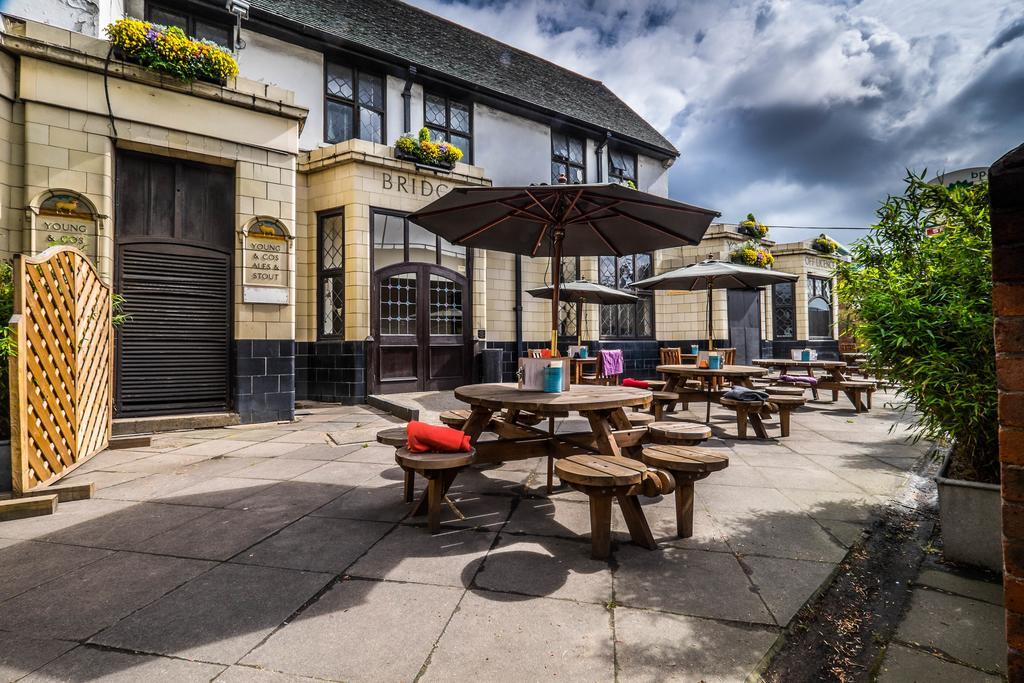 Bridge Hotel Greenford  Esterno foto