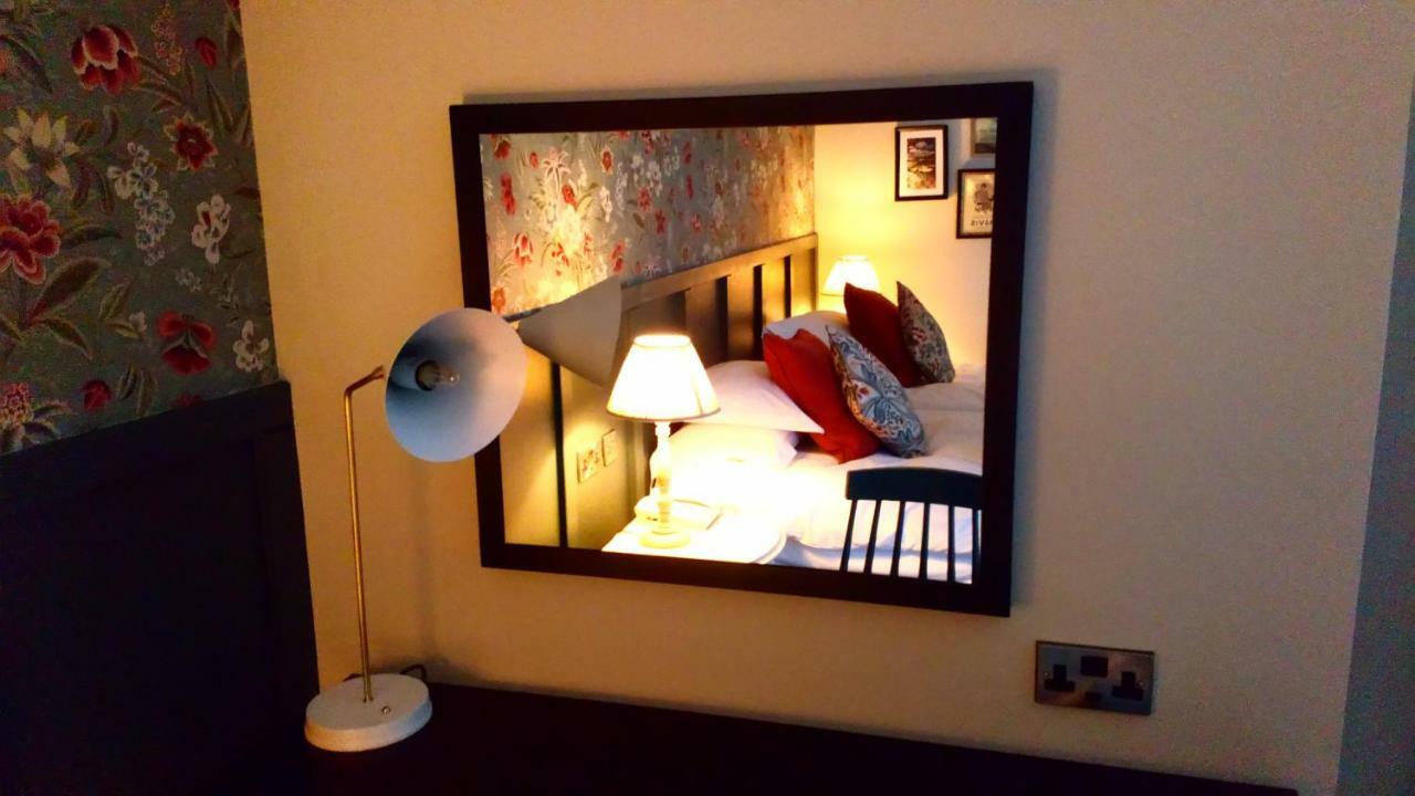 Bridge Hotel Greenford  Esterno foto