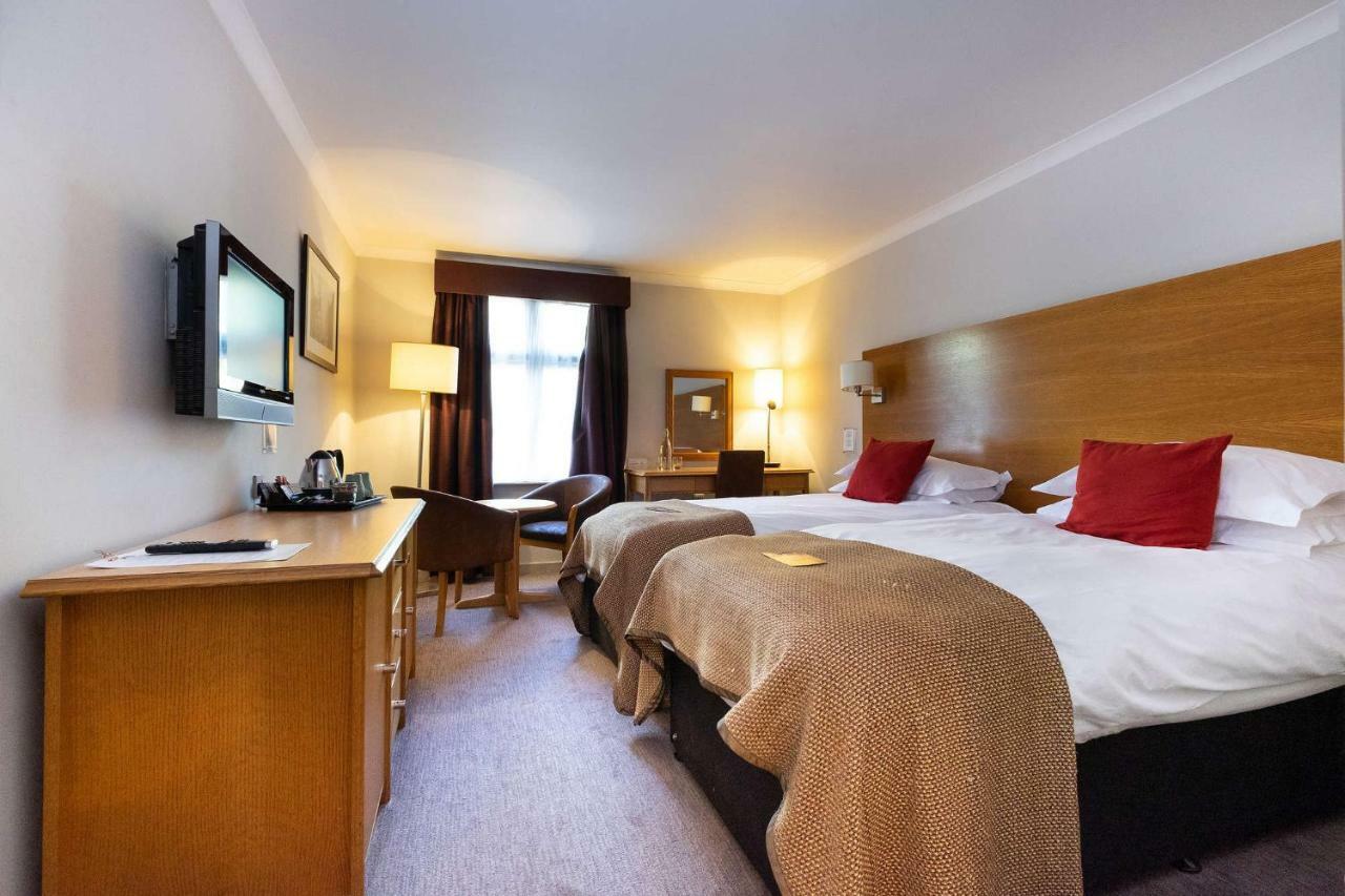 Bridge Hotel Greenford  Esterno foto