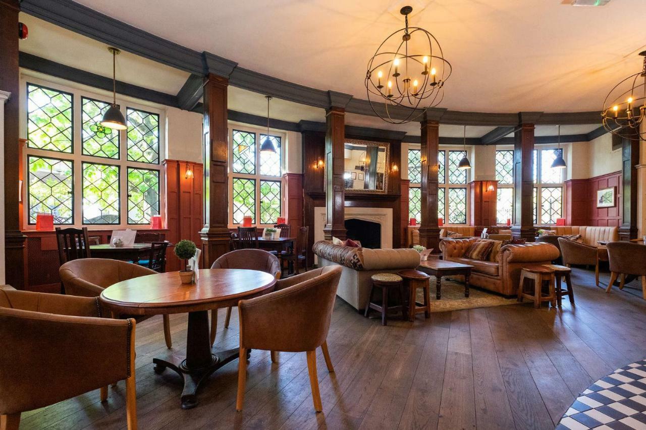 Bridge Hotel Greenford  Esterno foto