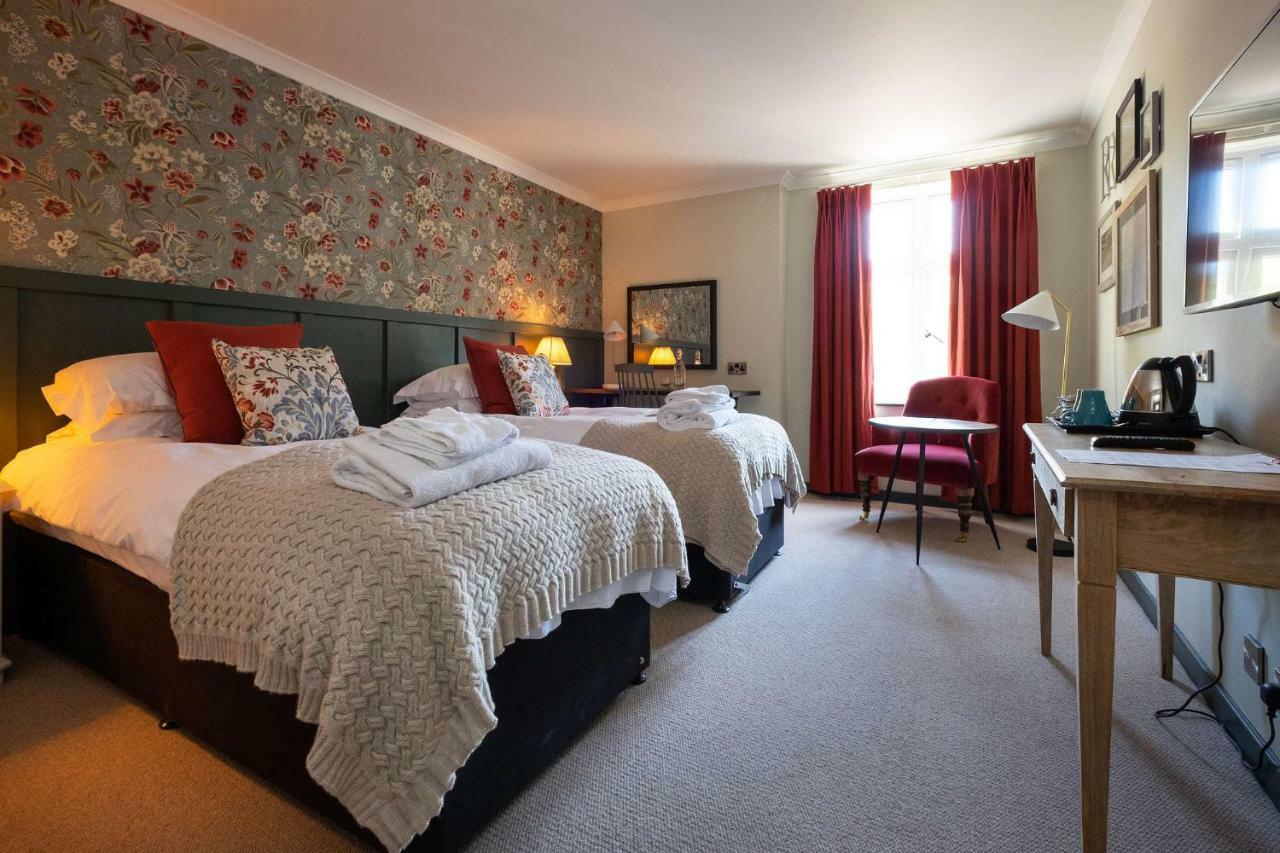 Bridge Hotel Greenford  Esterno foto